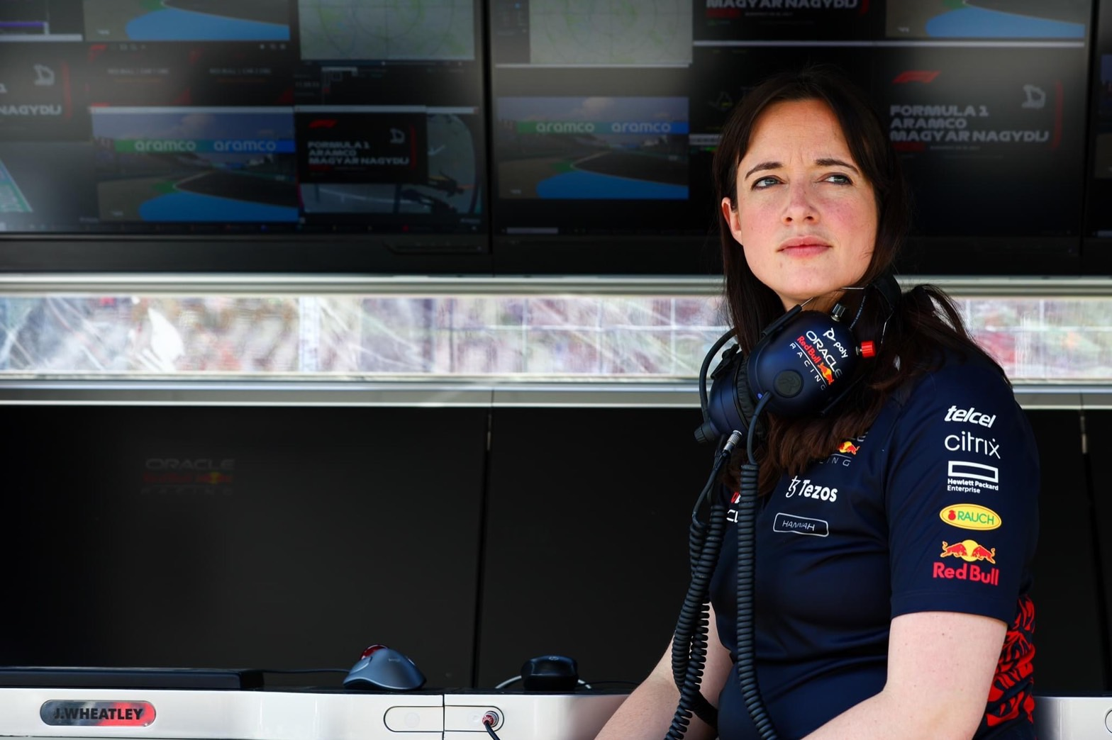 專訪 Red Bull Racing 首席策略工程師 – Hannah Schmitz