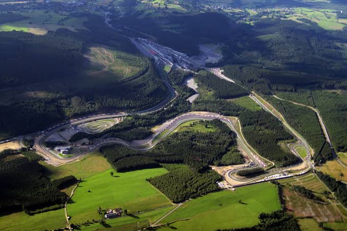 Spa-Francorchamps 彎道背後的故事